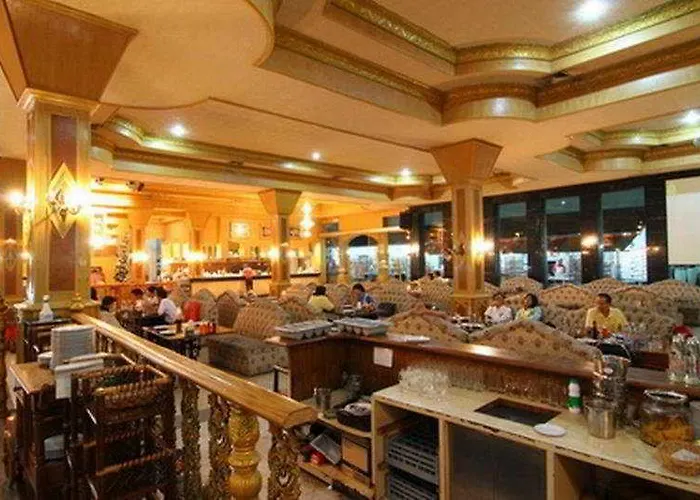 13 Coins Airport Grand Resort Bangkok